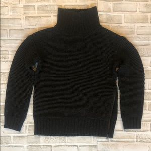 Lululemon Turtleneck Sweater Size 6